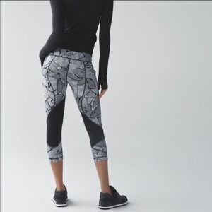 DONATED Lululemon Pace Rival Crop, Dottie Tribe, 4